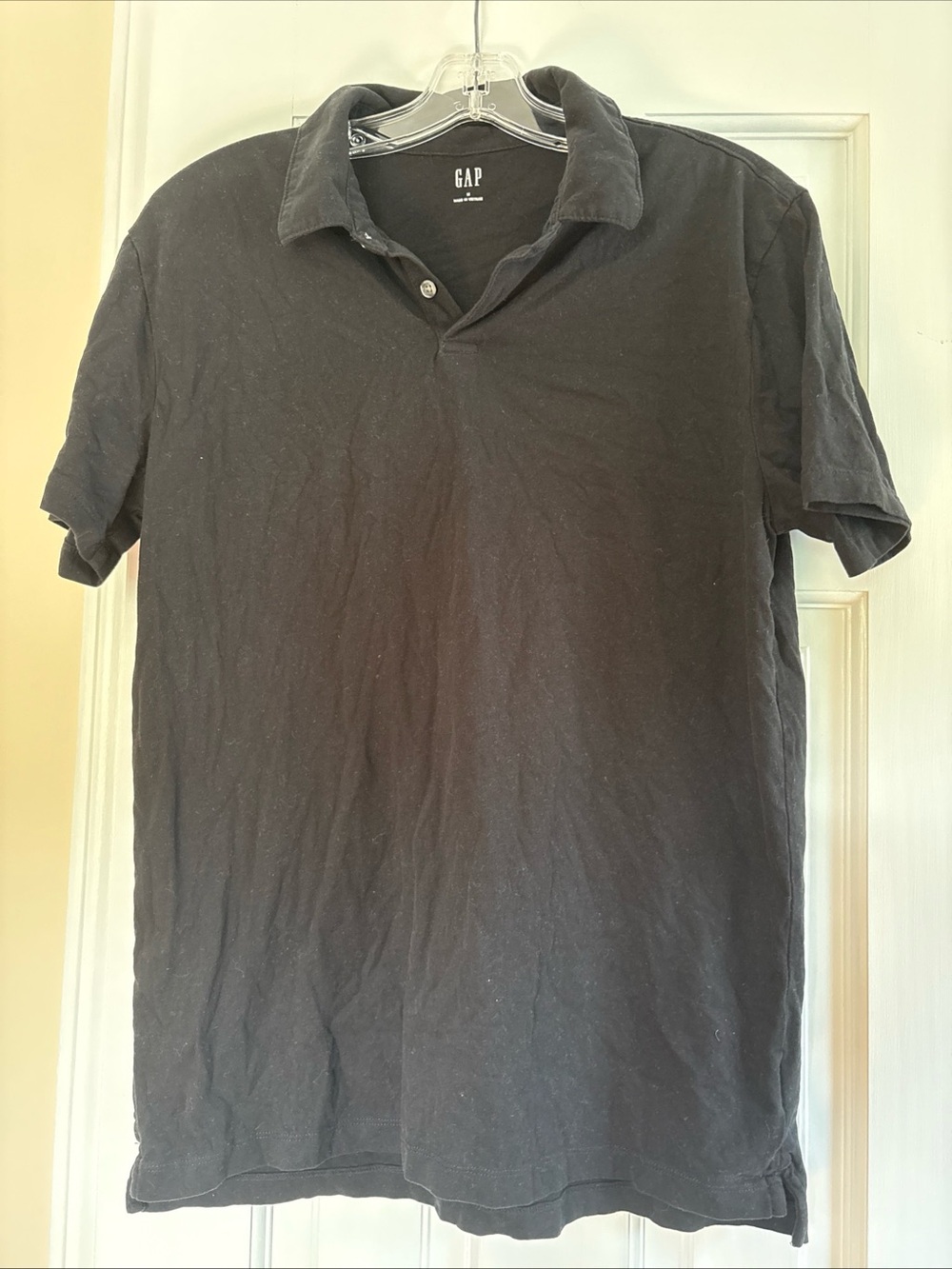 GAP Men's Black Polo with Classic Collar